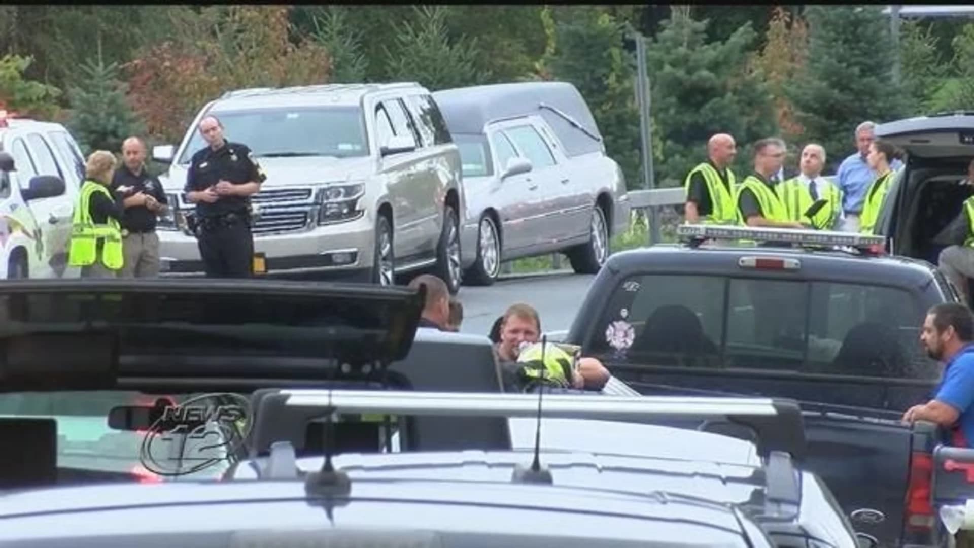 20 dead in crash of limo headed to a birthday celebration in upstate NY