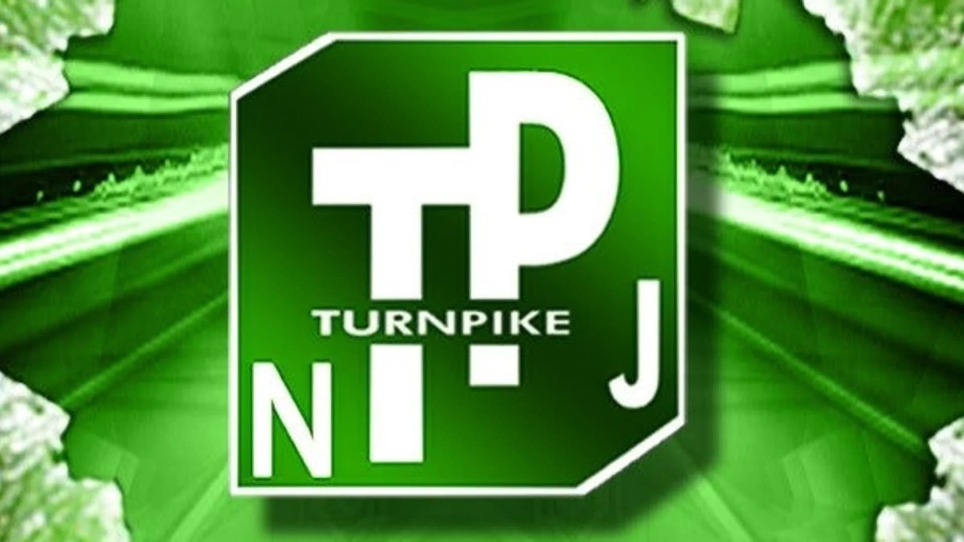 Police: 1 dead, another seriously injured in car crash on New Jersey Turnpike