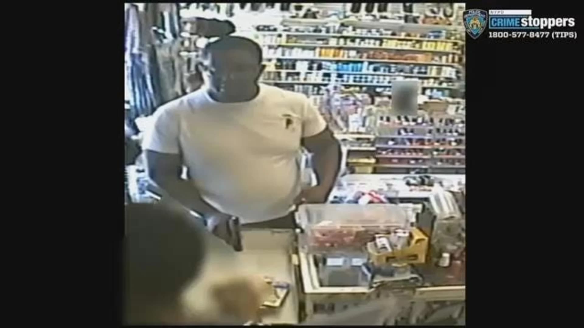 Police: Robbery pattern suspect hits 3 Brooklyn locations, gets away with over $700