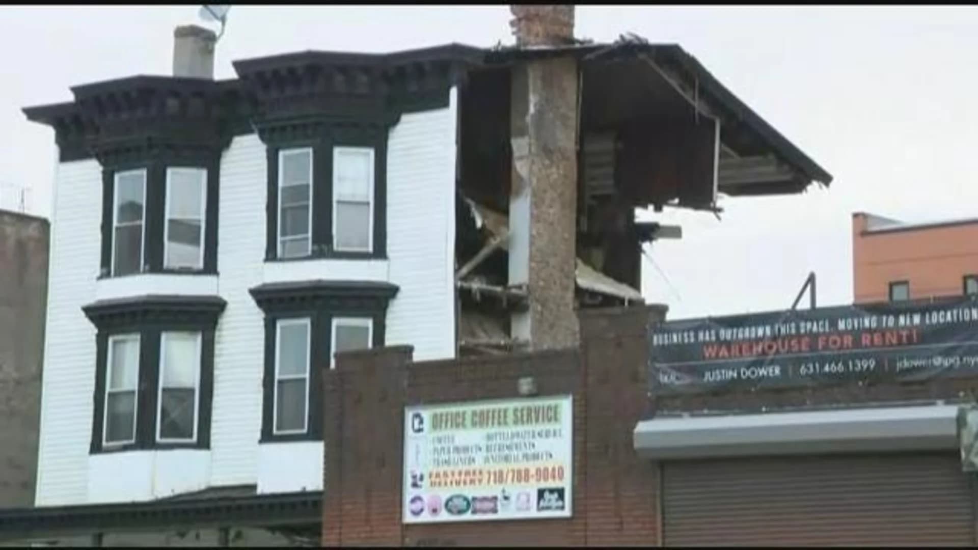 Partial townhouse collapse prompts evacuations in Park Slope