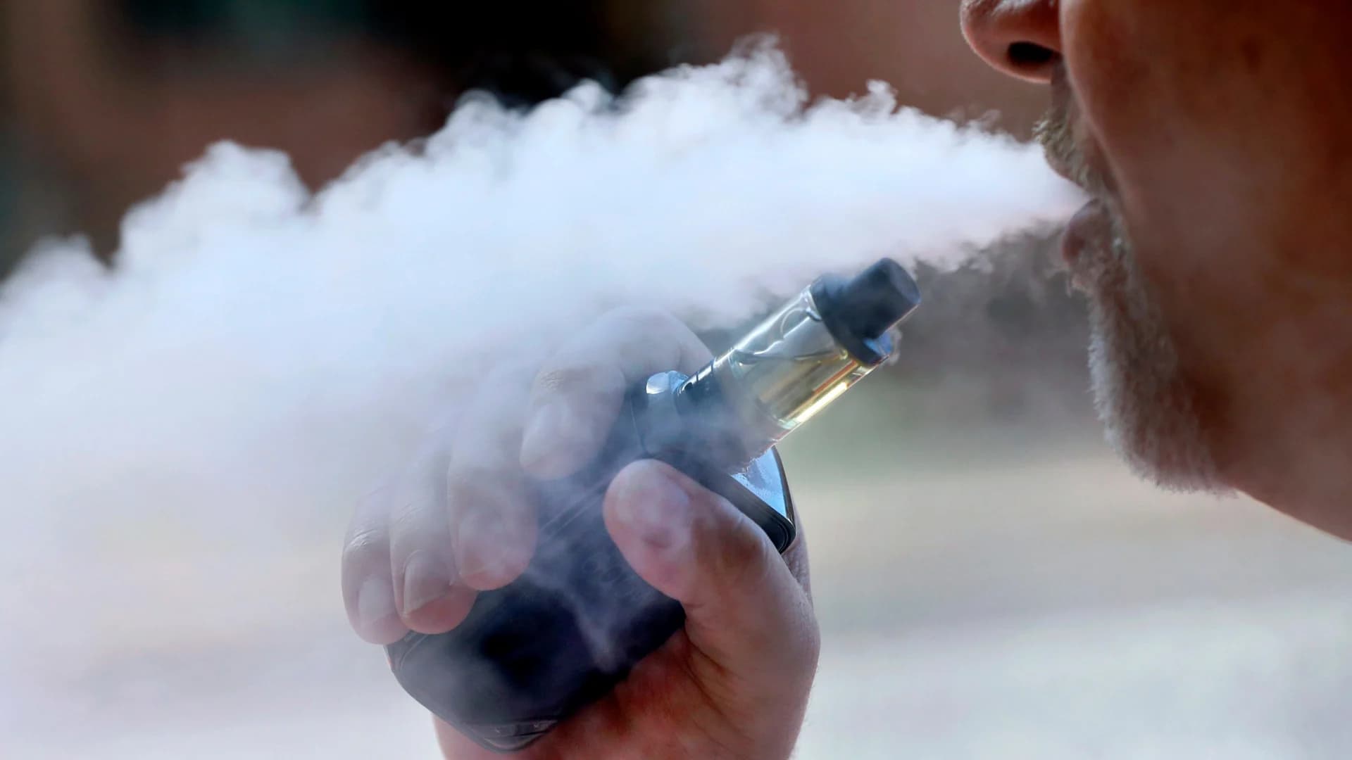 Cuomo announces emergency executive action to ban sale of flavored e-cigarettes