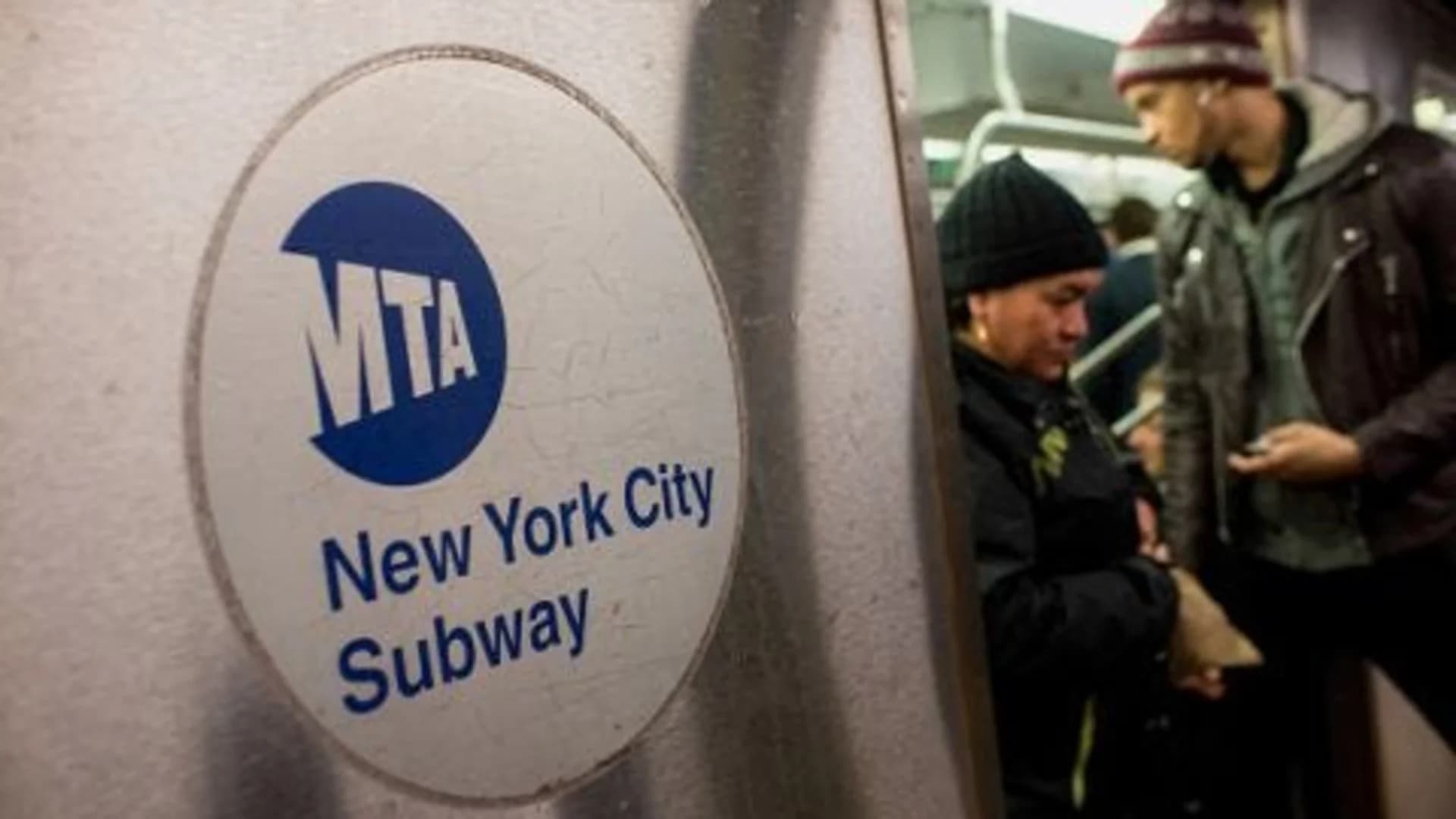 MTA announces multibillion-dollar program to add subway cars, improve stations