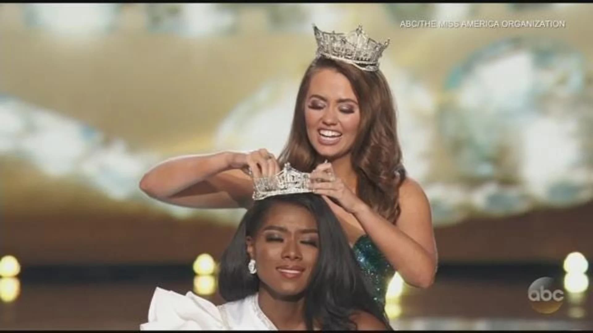 New Miss America glad swimsuit was eliminated