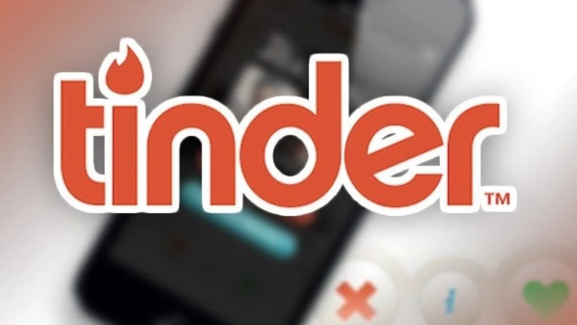 Report: Woman used Tinder to prank dozens of men into dating contest