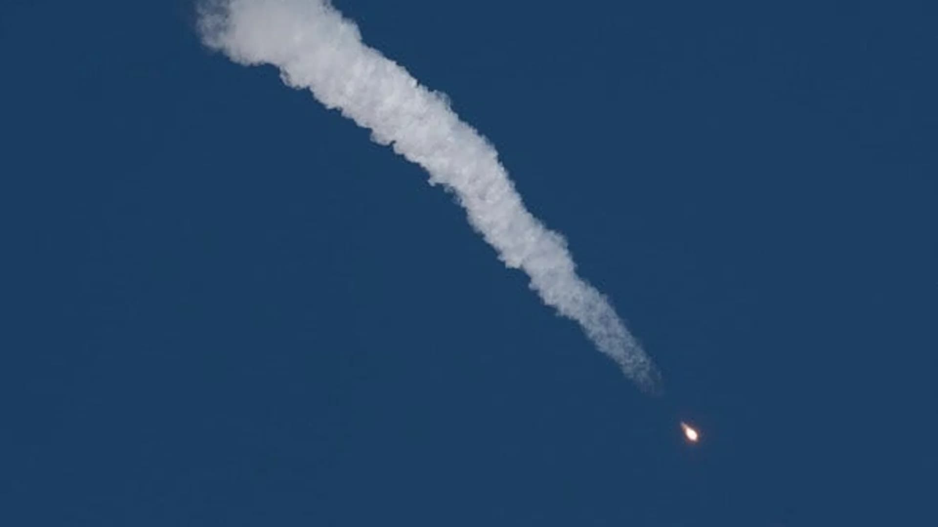 US, Russian astronauts safe after emergency landing