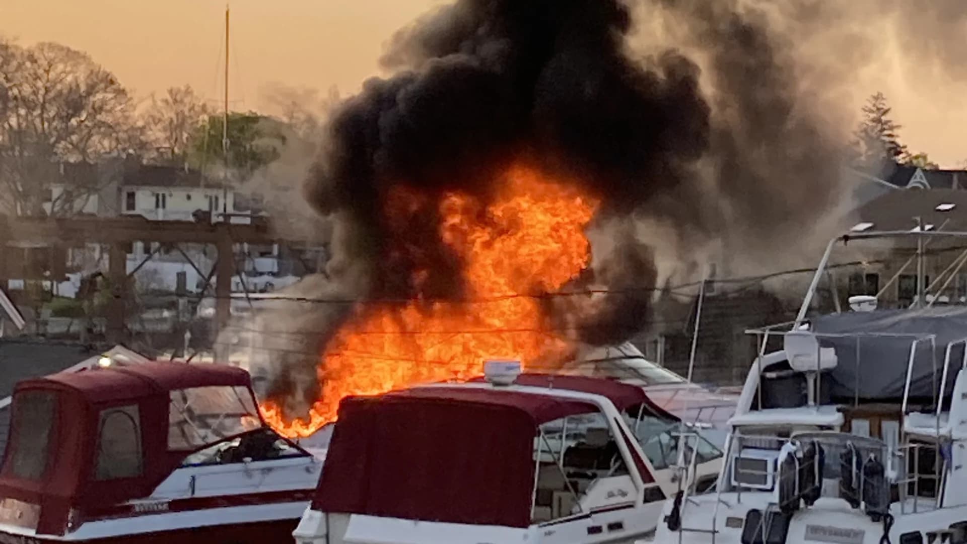 PHOTOS: Crews respond to boat fire in Amityville
