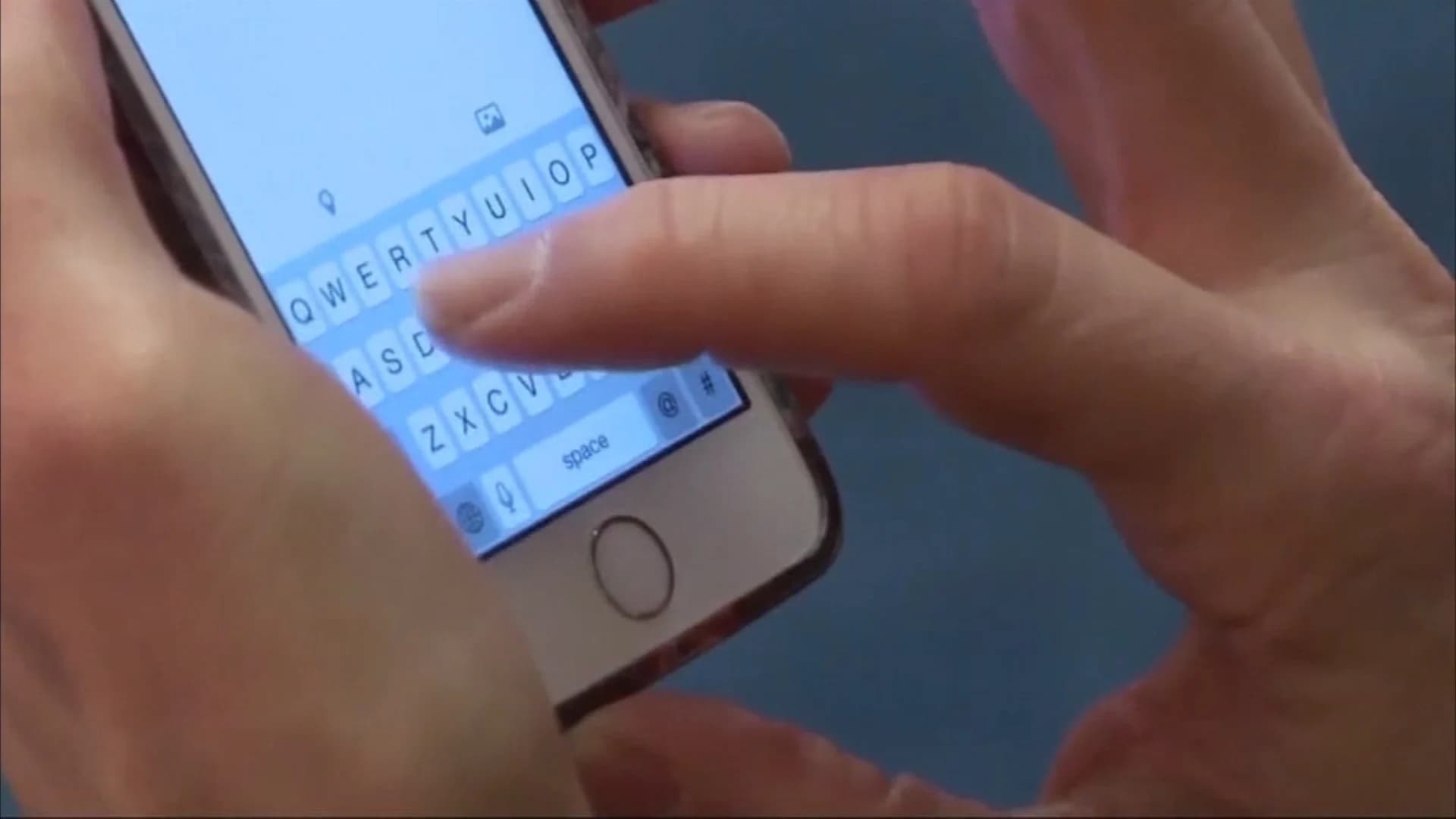 Texting tax? California mulls texting fee to help the poor