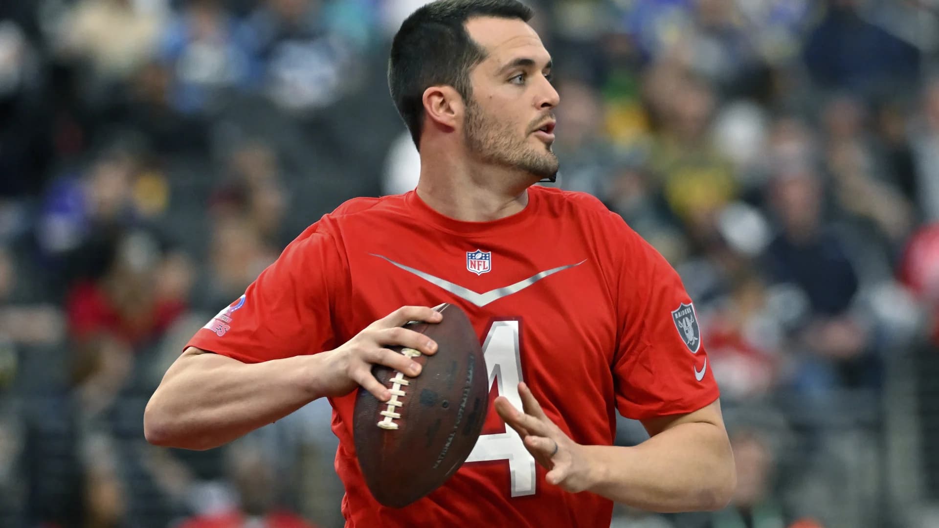 Ex-Raider Derek Carr agrees to 4-year contract with Saints
