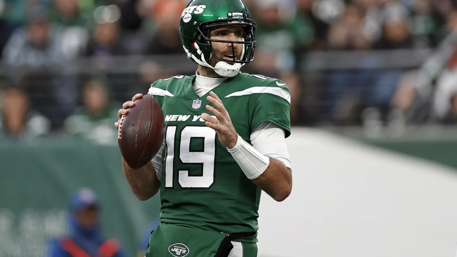 Jets bringing back QBs Joe Flacco, Mike White as Zach Wilson's backups
