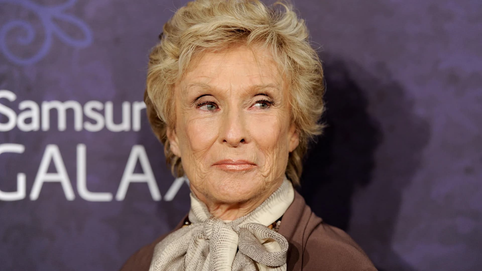 Oscar- and Emmy-winning actor Cloris Leachman dies at 94
